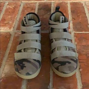 LeBron Soldier Camo size 13C